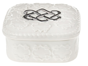 Picture of Belleek Hand Crafted Porcelain "Love Knot" Trinket Box