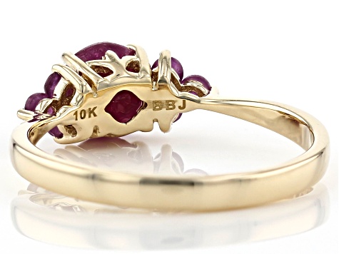 Red Ruby 10k Yellow Gold Ring 1.36ctw