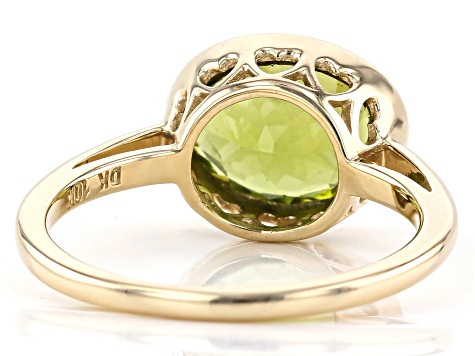 Green Peridot 10k Yellow Gold Ring 2.44ct