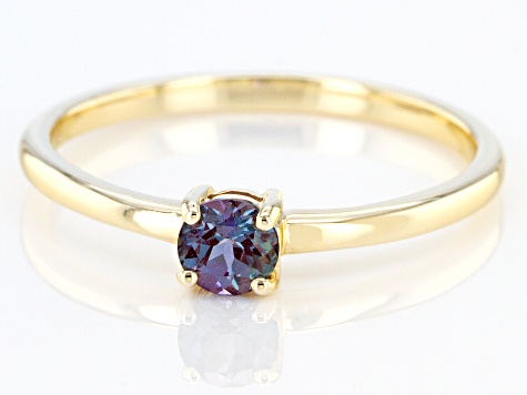 Green Lab Created Alexandrite 10k Yellow Gold Solitaire Ring. 0.20ctw