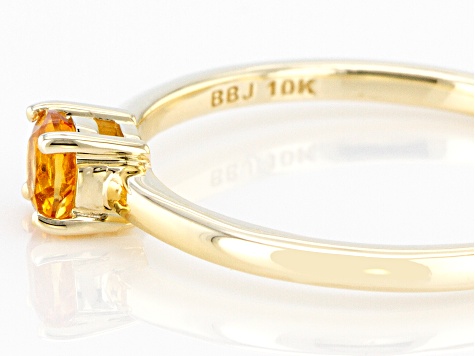 Orange Citrine 10k Yellow Gold Solitaire Ring. 0.21ctw