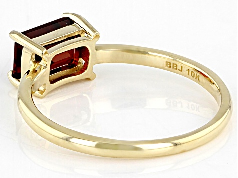 Red Garnet 10k Yellow Gold Solitaire Ring 1.02ctw