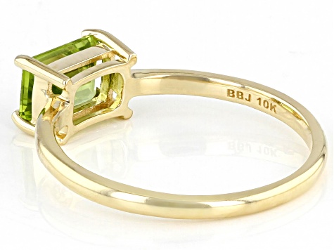 Green Peridot 10k Yellow Gold Solitaire Ring .87ctw