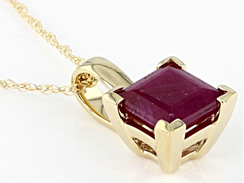 Red Ruby 10k Yellow Gold Solitaire Pendant With Chain 1.15ct