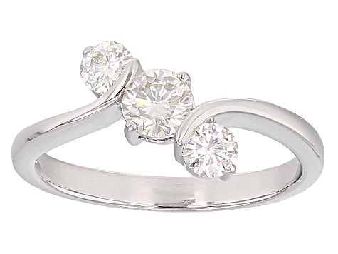ItsHot.com: 18K Rose Gold Right Hand Diamond Ladies Ring 0.67ct | Women  rings, Rose gold, Diamond