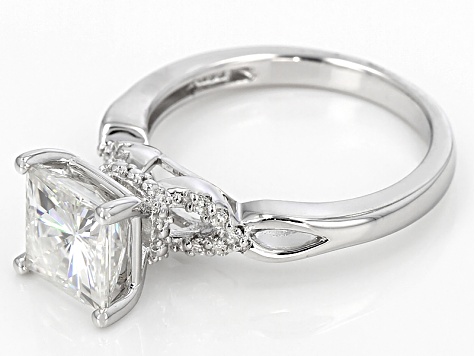 Moissanite Ring Platineve™ 3.20ctw DEW