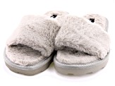 Pre-Owned Cream Oyster Color Faux Fur Slipper