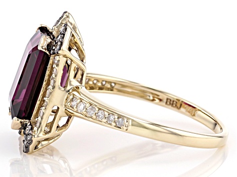 Grape Color Garnet And Champagne & White Diamond 14K Yellow Gold