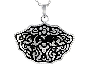 Picture of Sterling Silver Floral Design Pendant With Chain