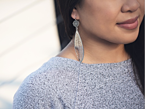 Gold Tone Leaf Design Earrings
