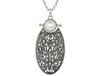 Picture of 8.5mm Cultured Freshwater Pearl Sterling Silver Oval  Pendant With Chain