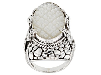 Picture of White Mother Of Pearl Silver Flower Ring