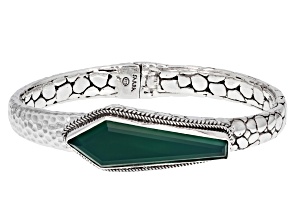 Green Onyx Silver Hammered & Watermark Bracelet