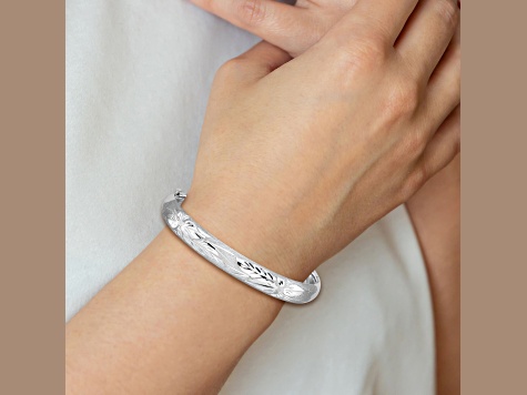 Rhodium Over 14k White Gold 8mm Brushed and Diamond-Cut Florentine Hinged Bangle