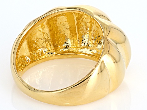 18k Yellow Gold Graduated Scalloped Ring