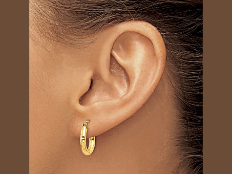 14k Yellow Gold 16mm x 3mm Diamond-cut Round Hoop Earrings