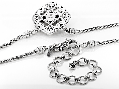 Pre-Owned Silver "Moments He Gives" Necklace