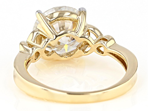 Pre-Owned Moissanite 14k yellow gold ring 3.60ct DEW.