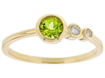 Picture of Pre-Owned Green Peridot And White Diamond 14k Yellow Gold August Birthstone Ring 0.59ctw