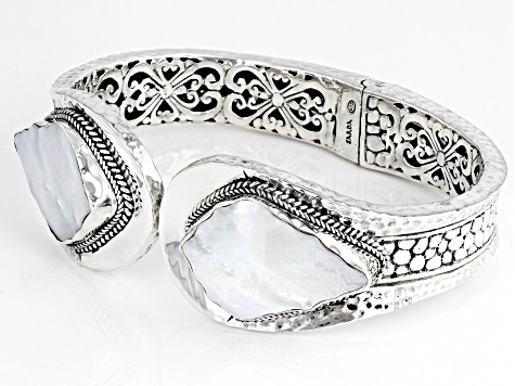 Pre-Owned White Mother-of-Pearl Silver Cuff Bracelet