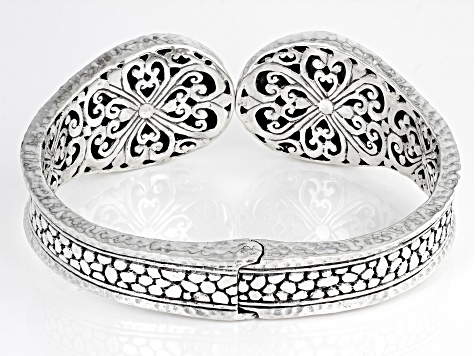 Pre-Owned White Mother-of-Pearl Silver Cuff Bracelet