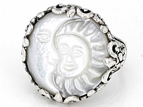 Pre-Owned White Carved Mother-of-Pearl Silver Moon Kiss Ring