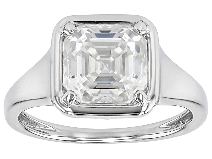 Pre-Owned Moissanite Platineve Solitaire Ring 2.96ct DEW.