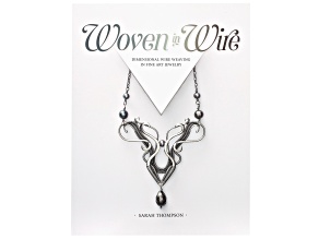 Pre-Owned Woven in Wire: Dimensional Wire Weaving in Fine Art Jewelry by Sarah Thompson 159 pages