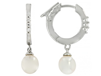 Picture of Pre-Owned White Cultured Freshwater Pearls and Moissanite Plantineve® Earrings