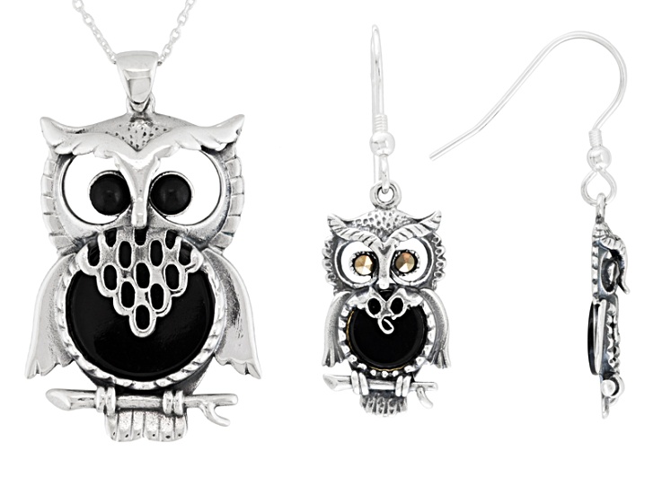 Pre-Owned Whitby Jet 7 And 15mm Rd Cabochon , Ss Owl Earrings And Pendant With Chain Comes With W. H