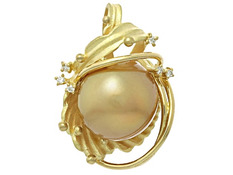 Golden South Sea Cultured Pearl With Diamonds 18k Yellow Gold Pendant