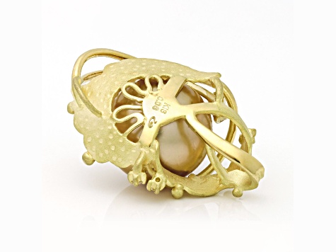 Golden South Sea Cultured Pearl With Diamonds 18k Yellow Gold Pendant