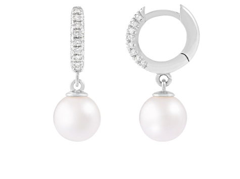 White Cultured Freshwater 8mm Pearl with Bali Bead Lever Earrings White Cultured Freshwater 8mm Pearl with Bali Bead Lever Earrings