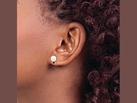 14K Yellow Gold 7-7.5mm White Round Freshwater Cultured Pearl Garnet Post Earrings