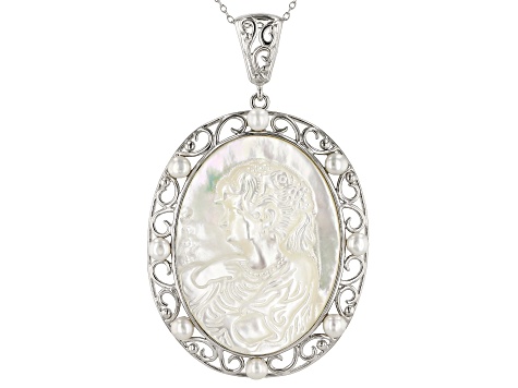 white mother of pearl necklace