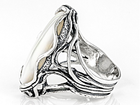 White South Sea Mother-Of-Pearl Sterling Silver Ring