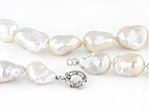 GROUNDS 38 ホワイト　JEWELRY LUCENT Lucent pendant, Octagon cut, White | Swarovski