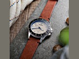 Dominatore Del Mare Bandiera Cream Dial White Bezel Tan Stainless Steel Band Japan Quartz Watch