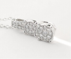 Lab-grown diamond pendant
