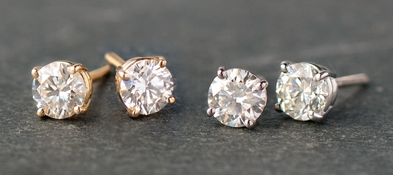 Lab-Grown Diamond Stud Earrings